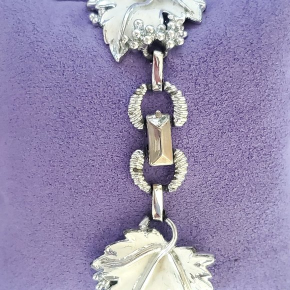 Vintage Whispering Leaves Silver White Leaf Necklace and Bracelet Sarah Coventry - Picture 5 of 10